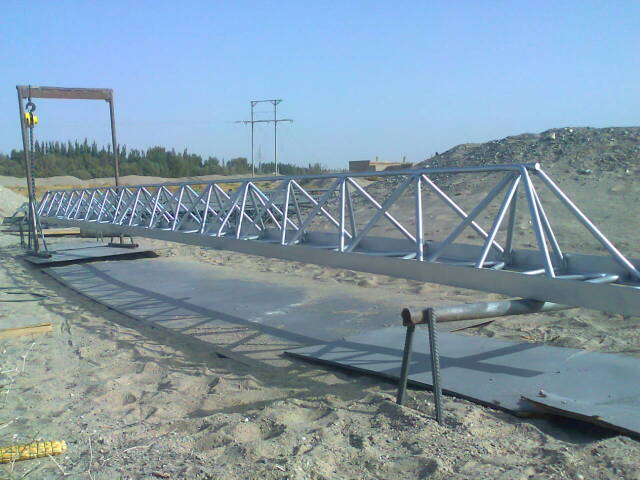 加查专业承揽大中小型喷涂翻新施工业务！